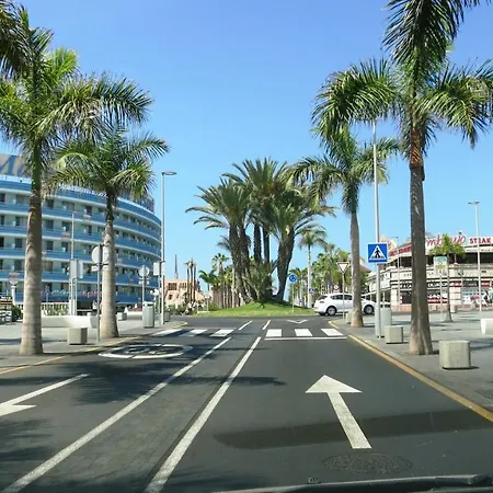 아파트 In Americas With Amazing View